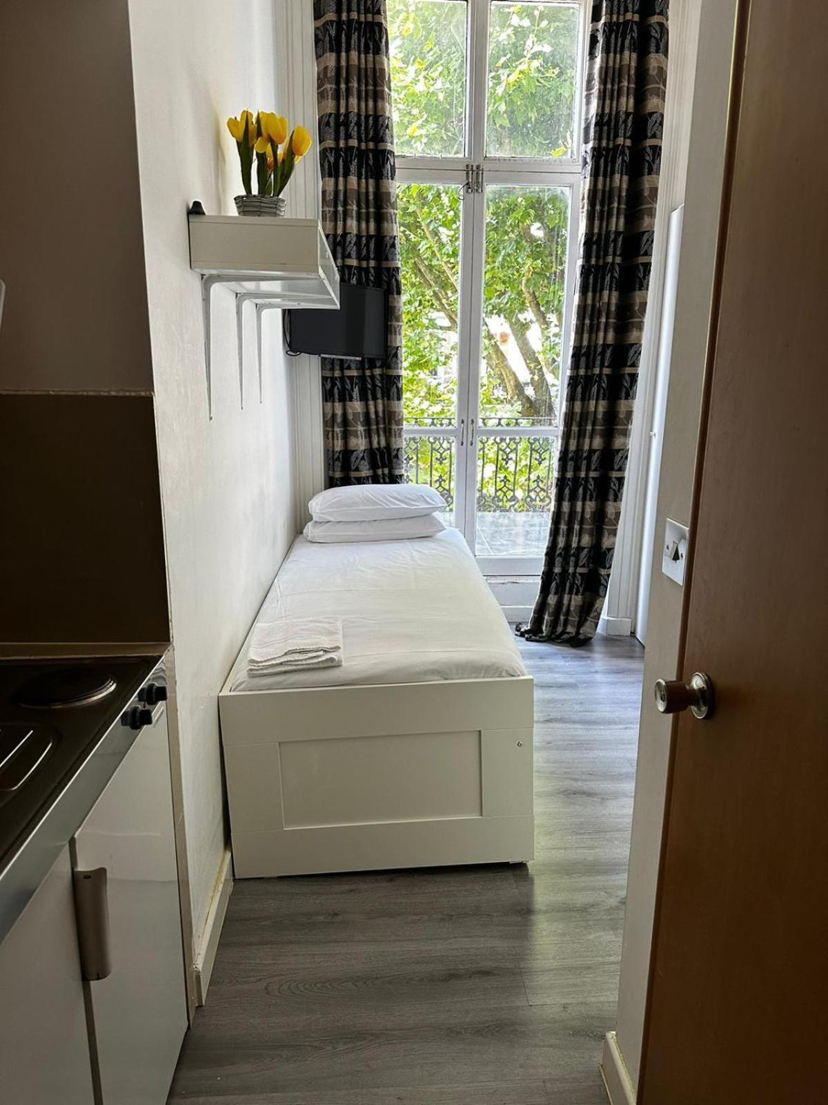 F103-Maisonette 1St Floor Studio Near Hyde Park London Bagian luar foto
